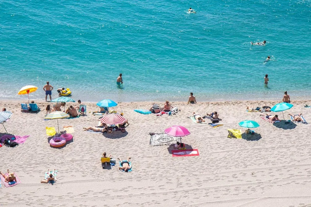 Moderno Y Centrico Apartamento En Plaza De Espana Nerja Spain